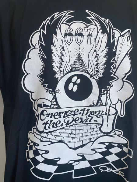 T-Shirt 667- Flying Eyeball- Black – Mr. Graffiti